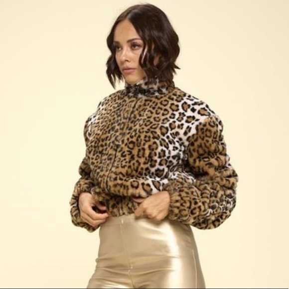 ZOLA! (Jacket) - Picture 4 of 10